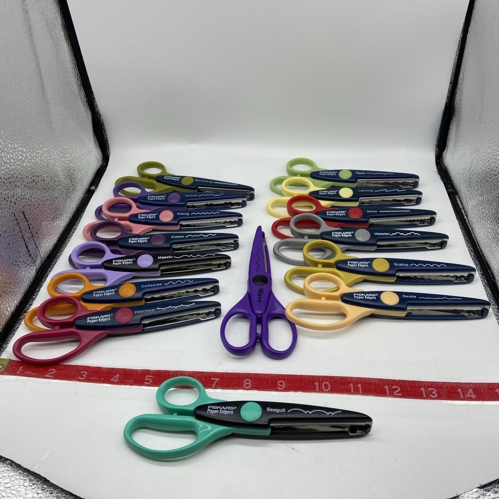 Fiskars Paper Edgers Decorative Craft Scissors Lot of 15 Scrapbooking Tools